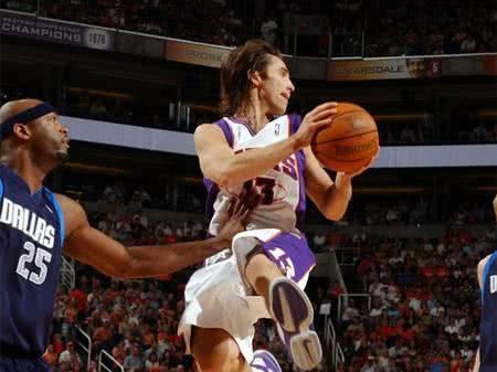 巴萨梅西进球助球队领先皇家社会